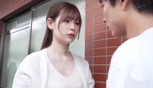 Người chồng tẻ nhạt, cô vợ nhận ra cậu thanh niên nhà sát bên tốt hơn