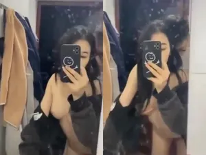 Gái xinh vú bự ngoại tình ny cho thằng bạn thân xxx trong toilet